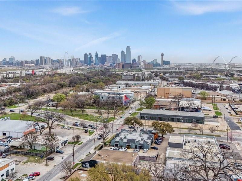 914 W Commerce Street Property Photo 28