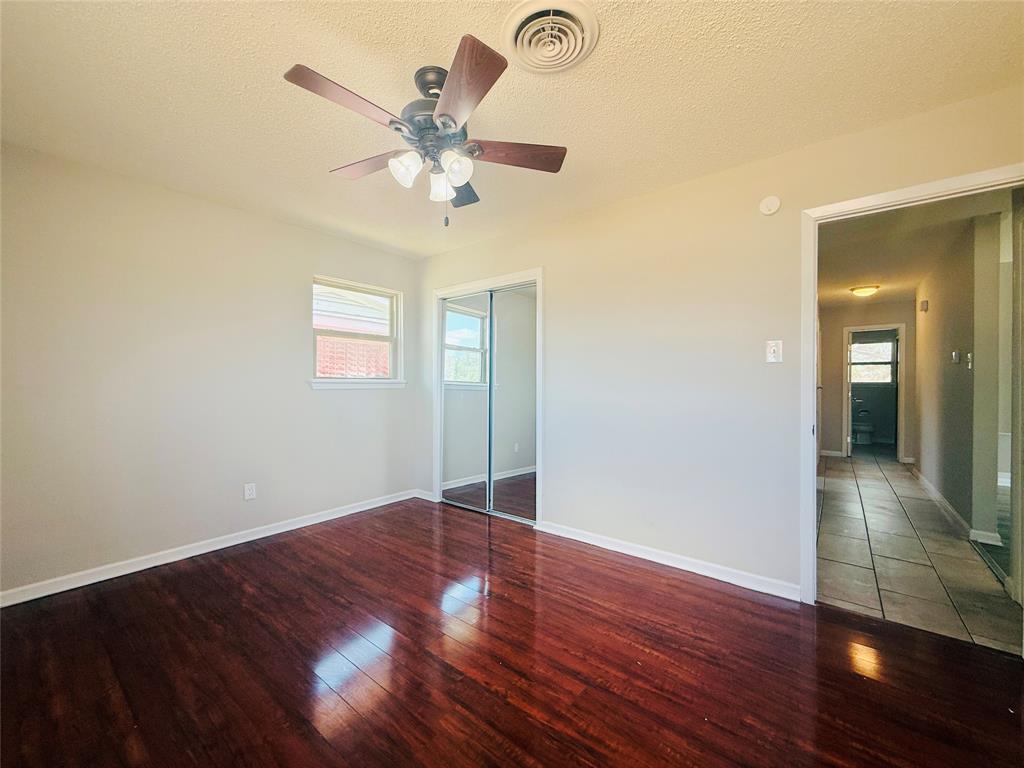 4629 Versailles Drive Property Photo 12