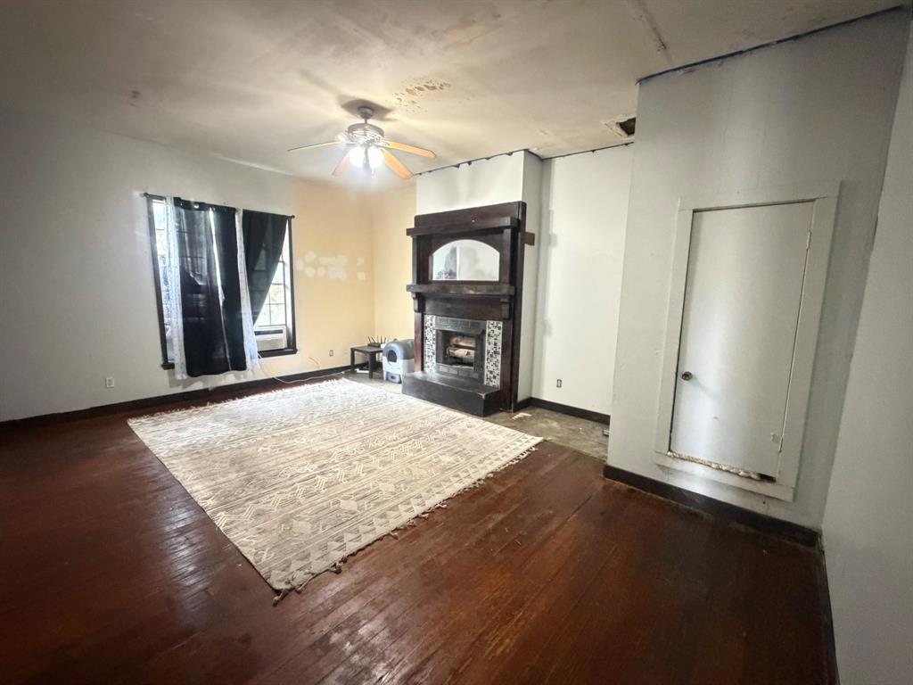 1201 Vincent Street Property Photo 9