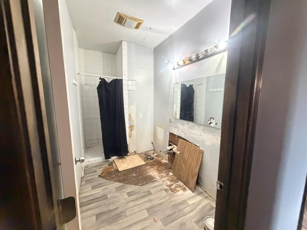 1201 Vincent Street Property Photo 23