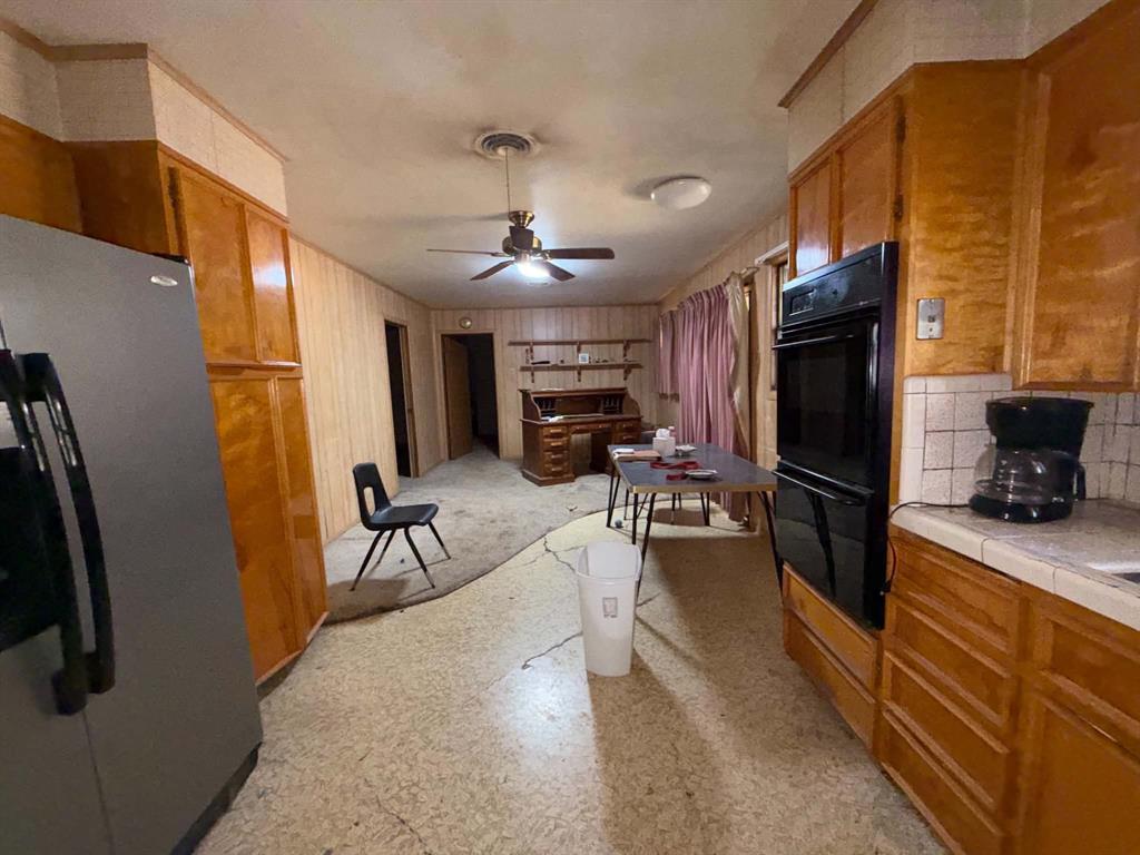 2206 S 51st Street Property Photo 3