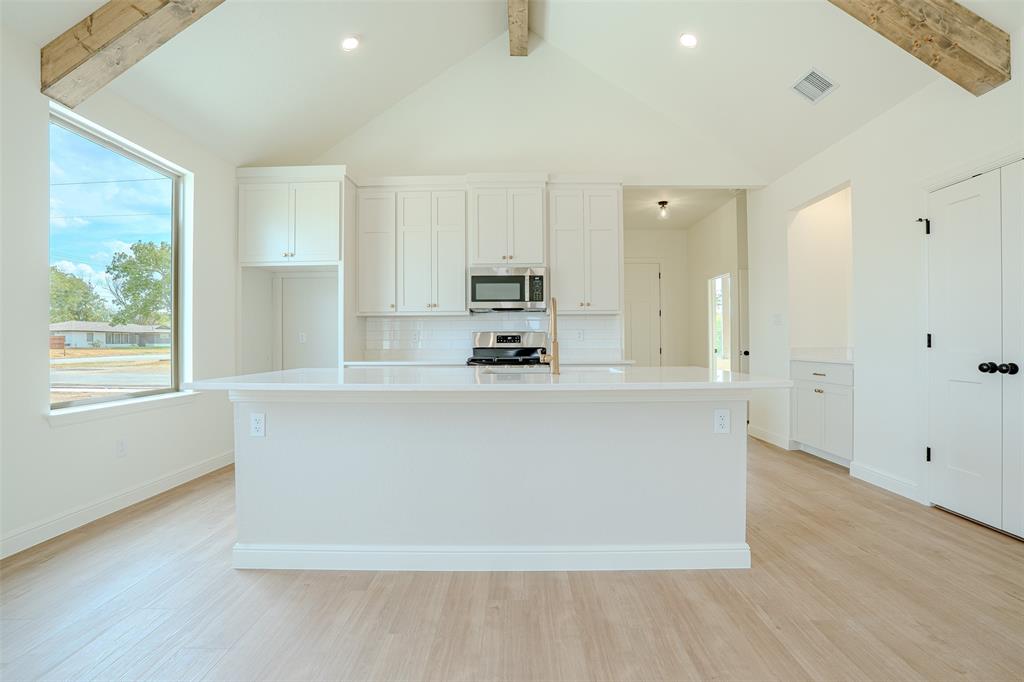 108 K Street Property Photo 12