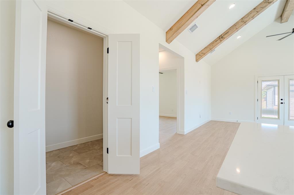108 K Street Property Photo 16