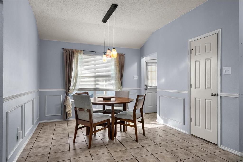 205 Saddlebrook Drive Property Photo 10