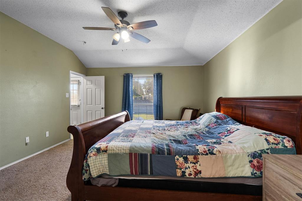 205 Saddlebrook Drive Property Photo 16