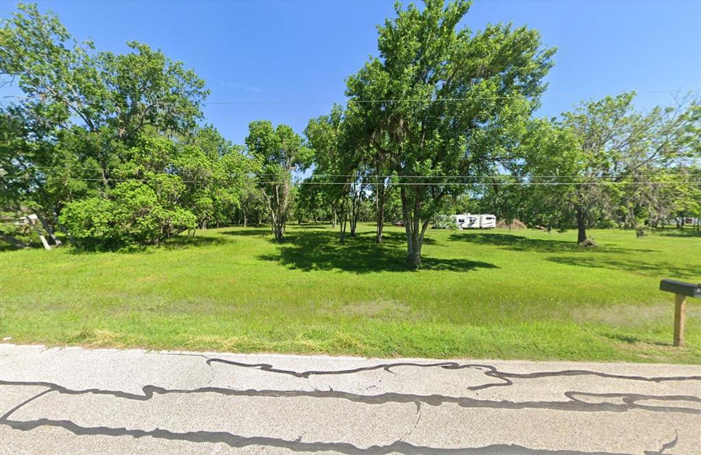119 Pin Oak Drive Property Photo 2