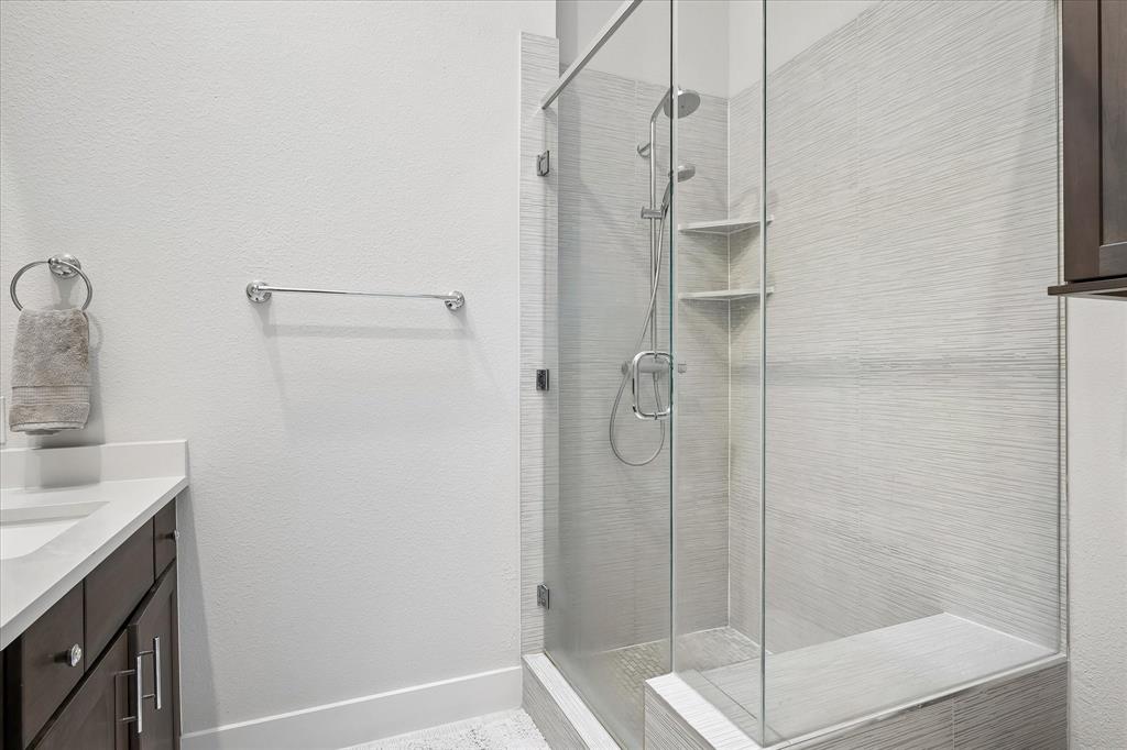 14957 Oak Street Property Photo 17