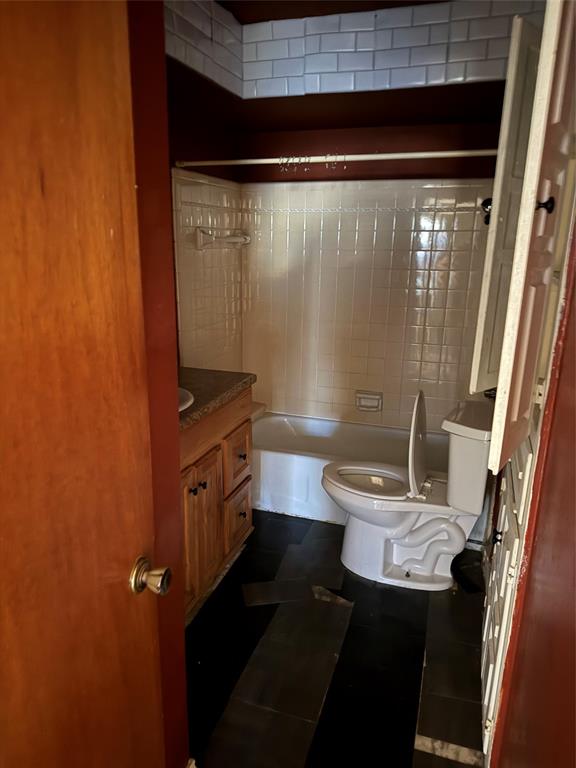 6645 Racine Drive Property Photo 16