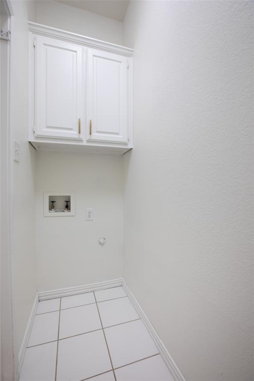 8714 Falls Road Property Photo 20