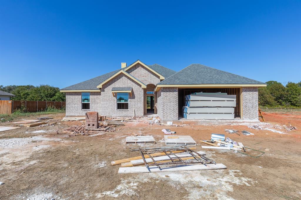 1002 Northbrook Court Property Photo 3