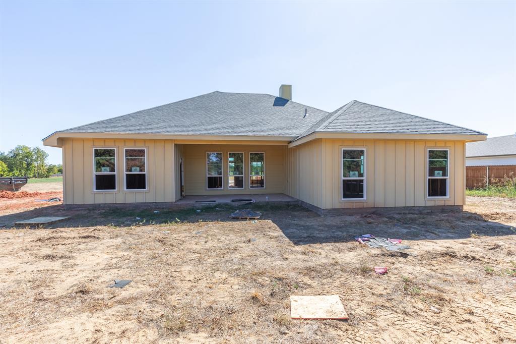 1002 Northbrook Court Property Photo 11