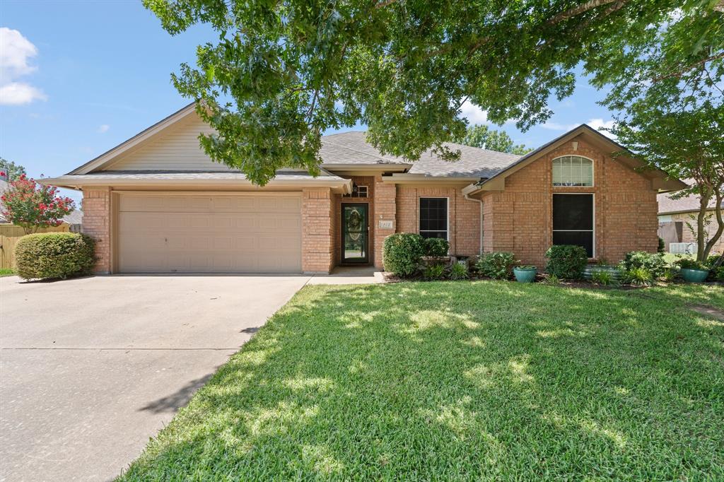 1618 Hyde Park Boulevard Property Photo 1