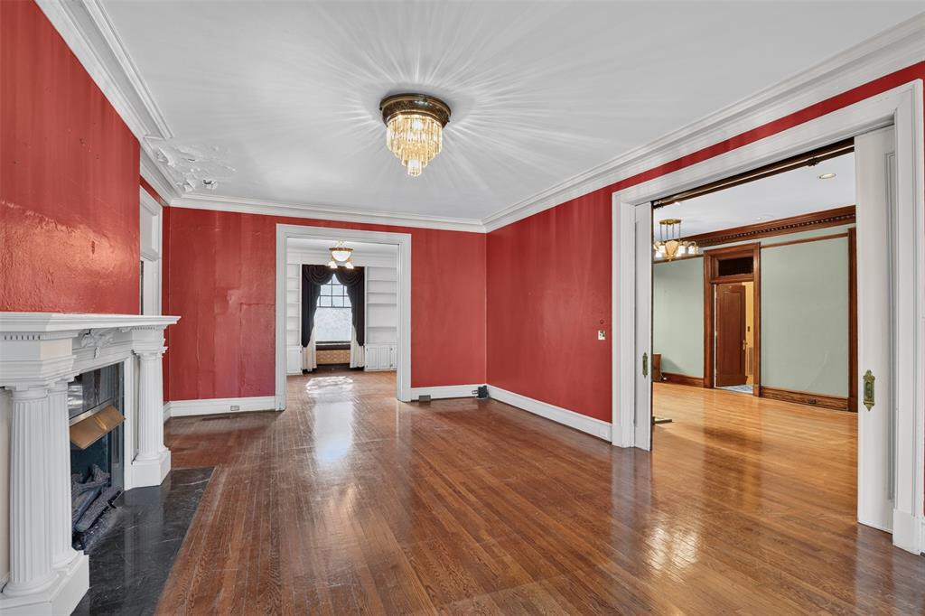 2611 Fairfield Avenue Property Photo 6