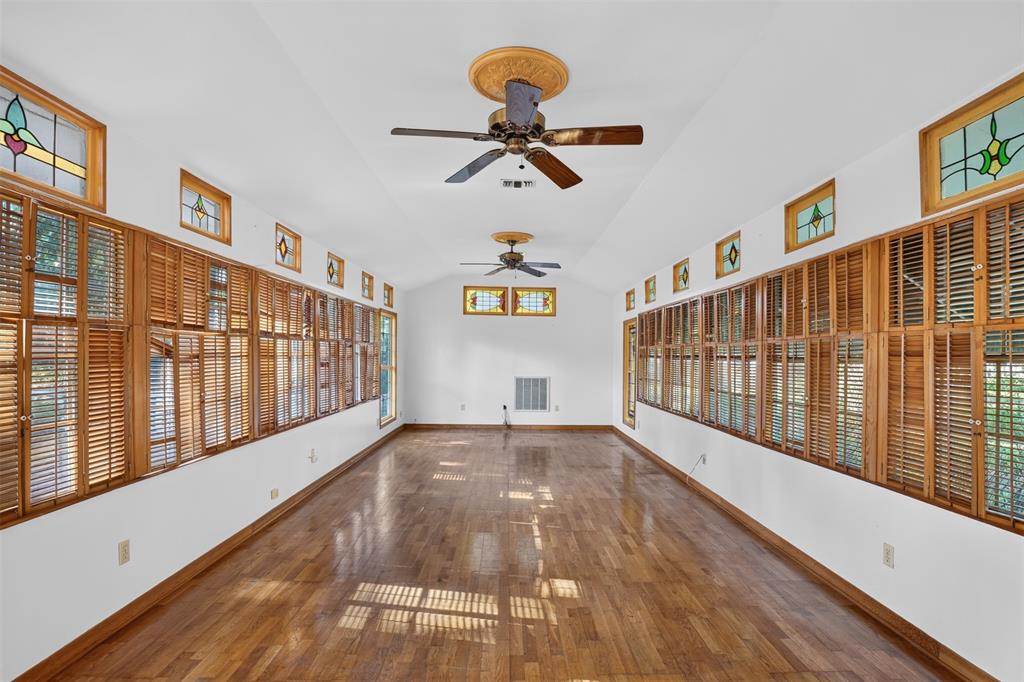 2611 Fairfield Avenue Property Photo 19