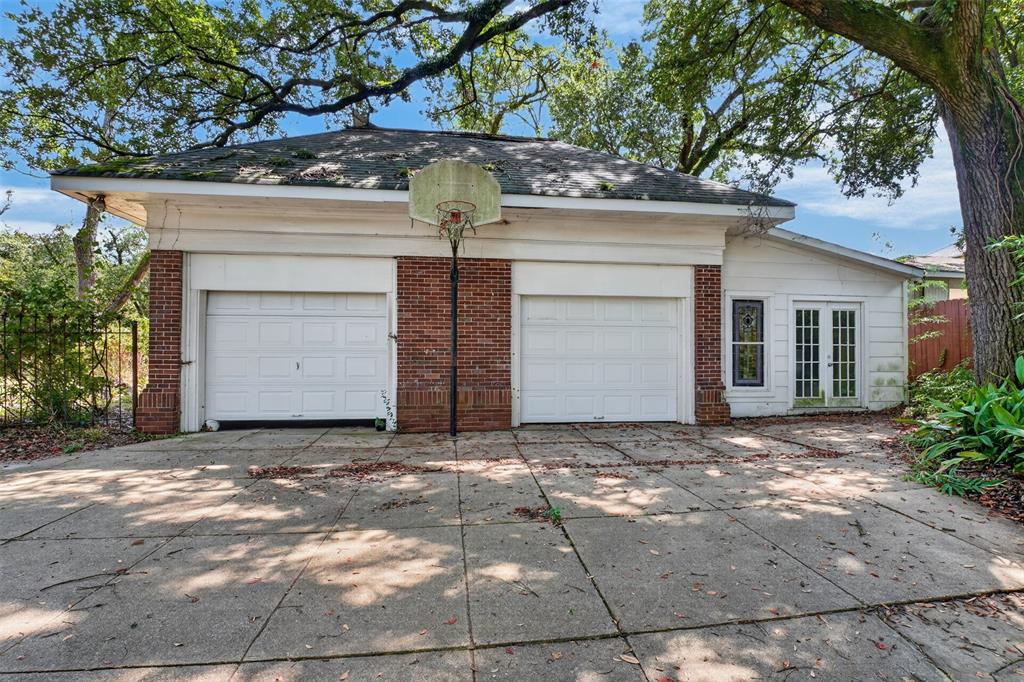 2611 Fairfield Avenue Property Photo 36