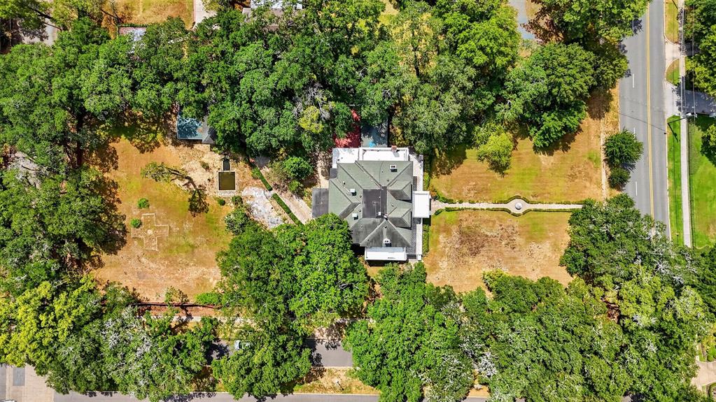2611 Fairfield Avenue Property Photo 38