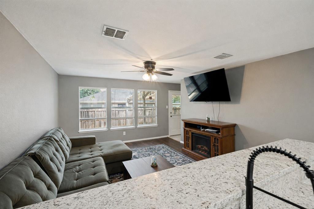 2224 Southway Property Photo 14