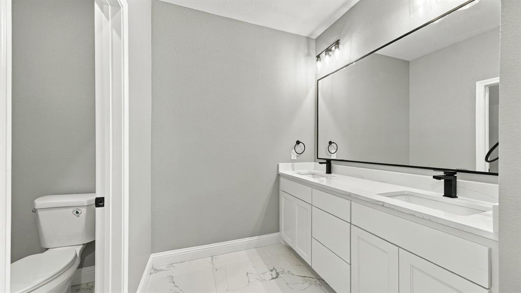 1021 Don Eve Court Property Photo 23