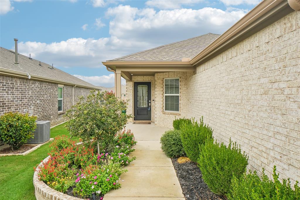 7665 Parade Drive Property Photo 1