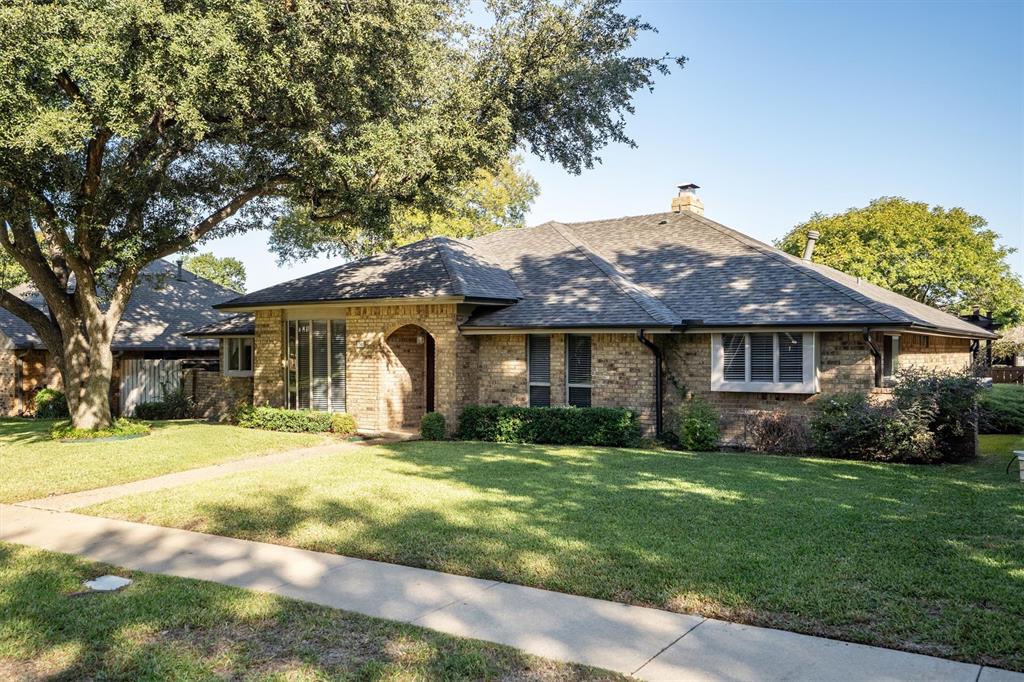 1305 Stonewood Drive Property Photo 3