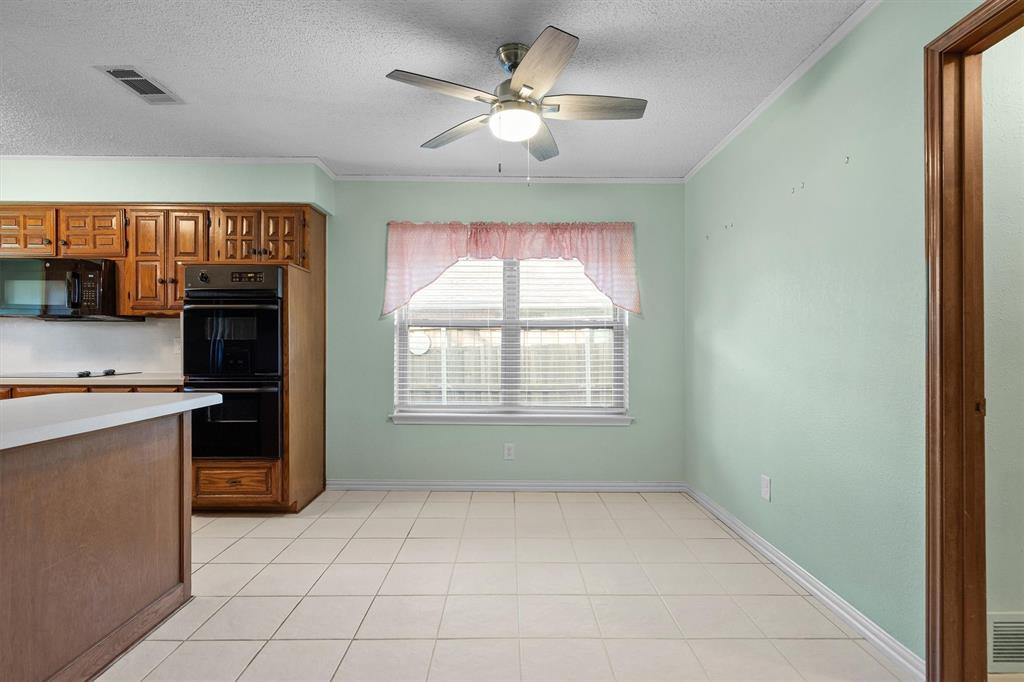 1305 Stonewood Drive Property Photo 13