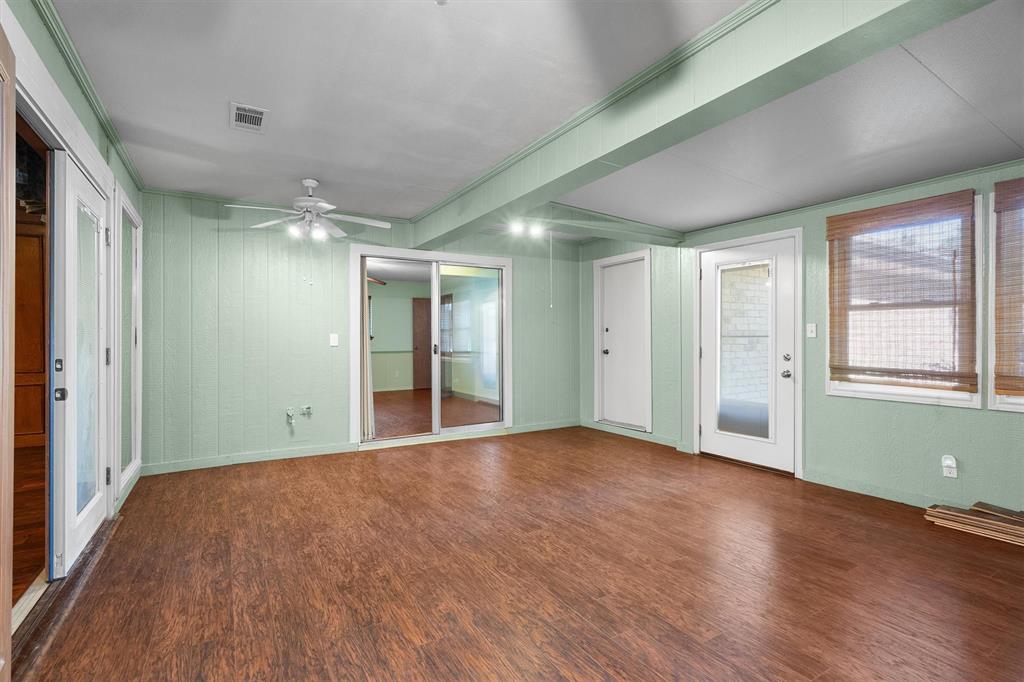 1305 Stonewood Drive Property Photo 22