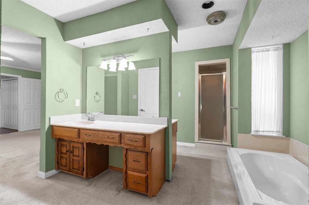 1305 Stonewood Drive Property Photo 29