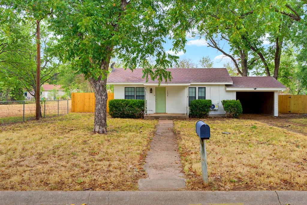 1334 Lytle Acres Drive Property Photo 1
