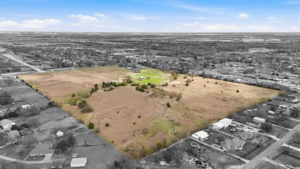 801 E Fm-664 Road Property Photo