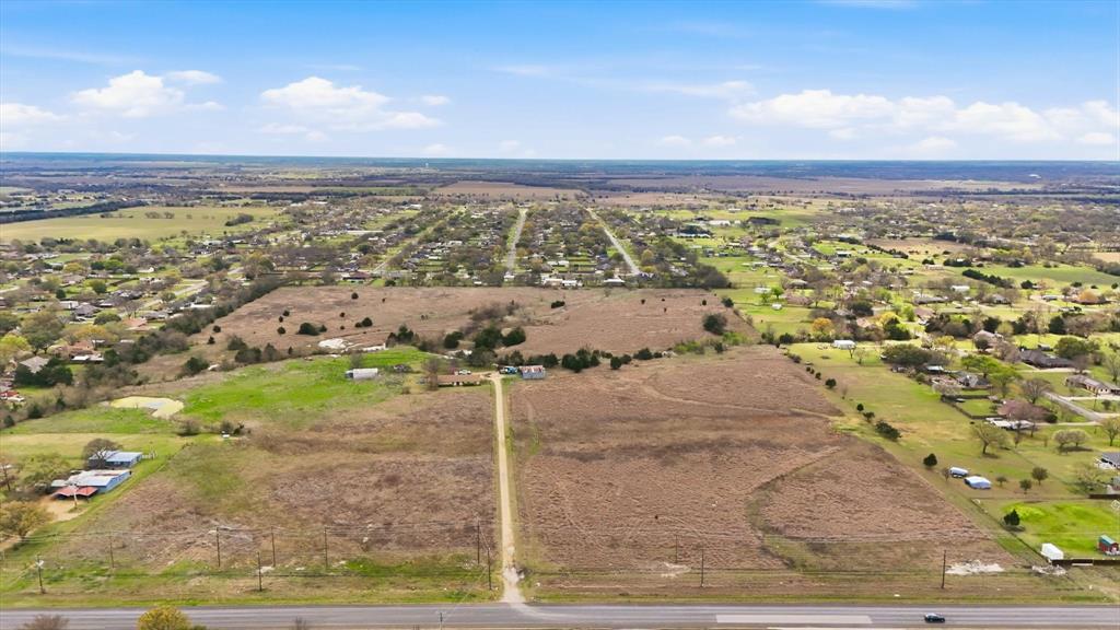 801 E Fm-664 Road Property Photo 6
