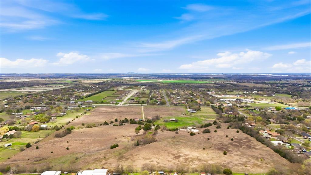 801 E Fm-664 Road Property Photo 11