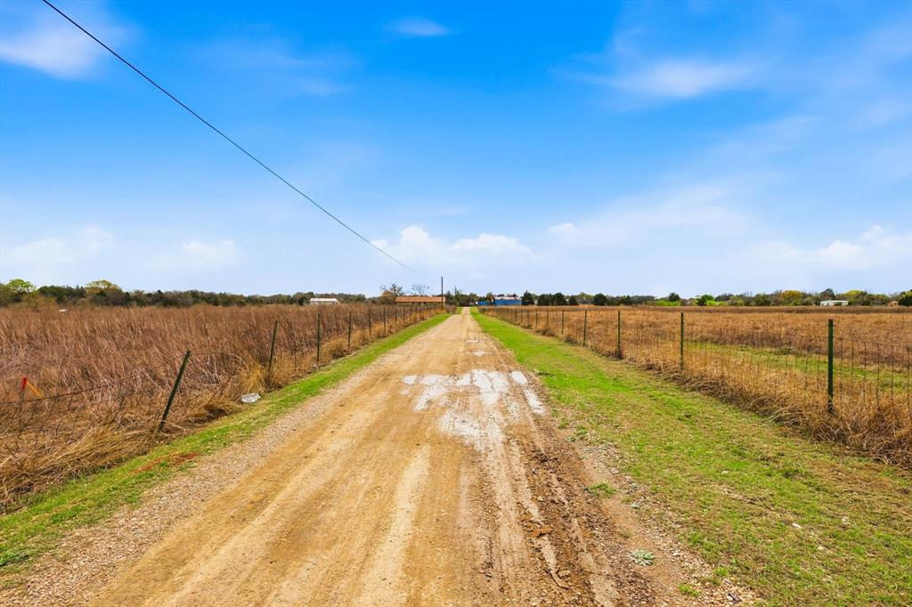 801 E Fm-664 Road Property Photo 16