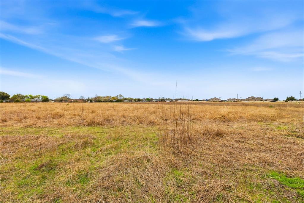 801 E Fm-664 Road Property Photo 19