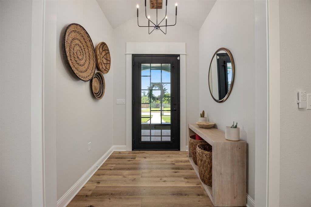 280 White-n-gail Property Photo 6