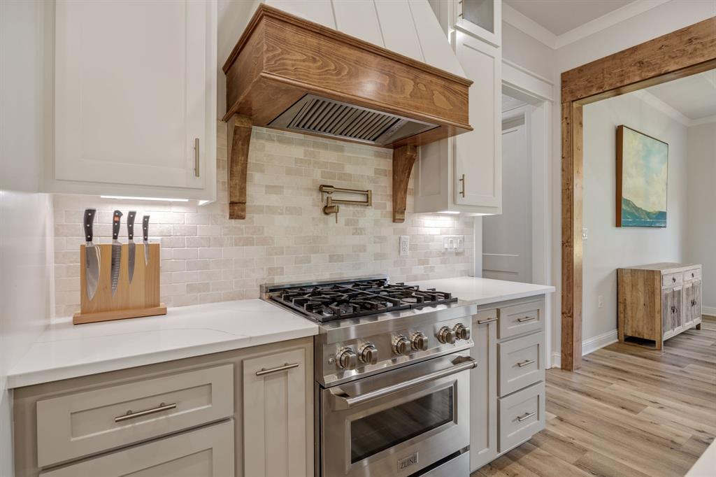 280 White-n-gail Property Photo 13