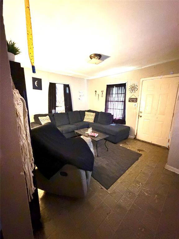 3534 Pleasant Drive Property Photo 3