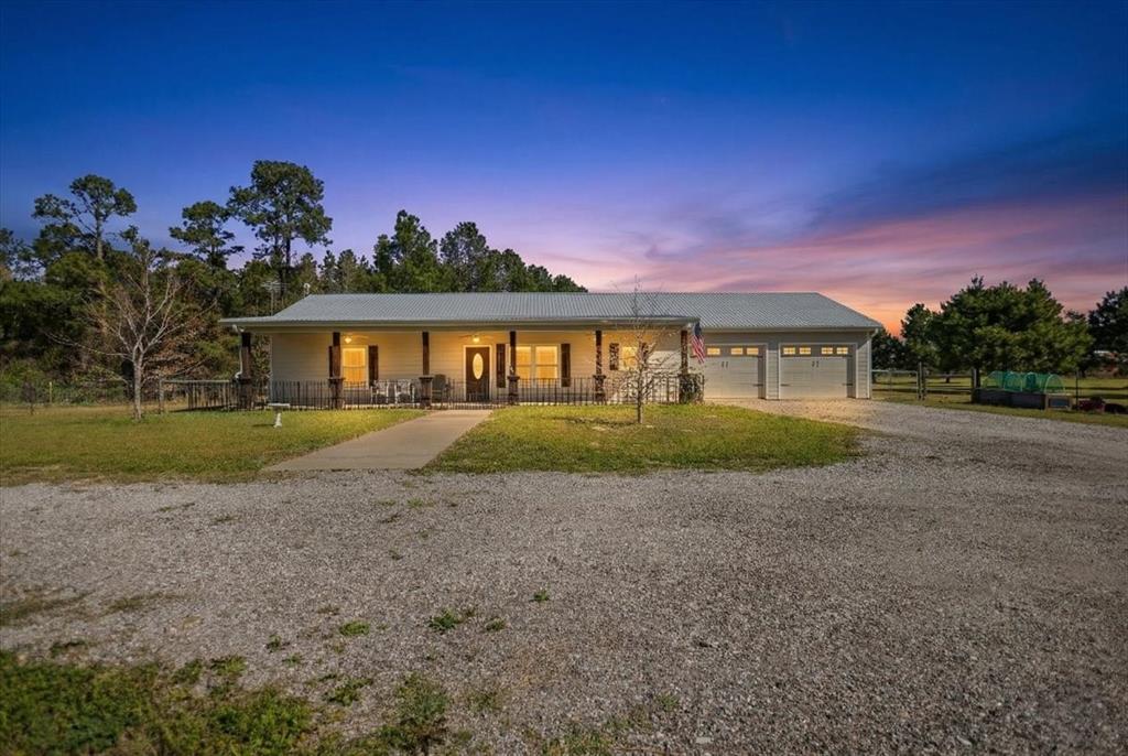 256 County Road 2749 Property Photo 1