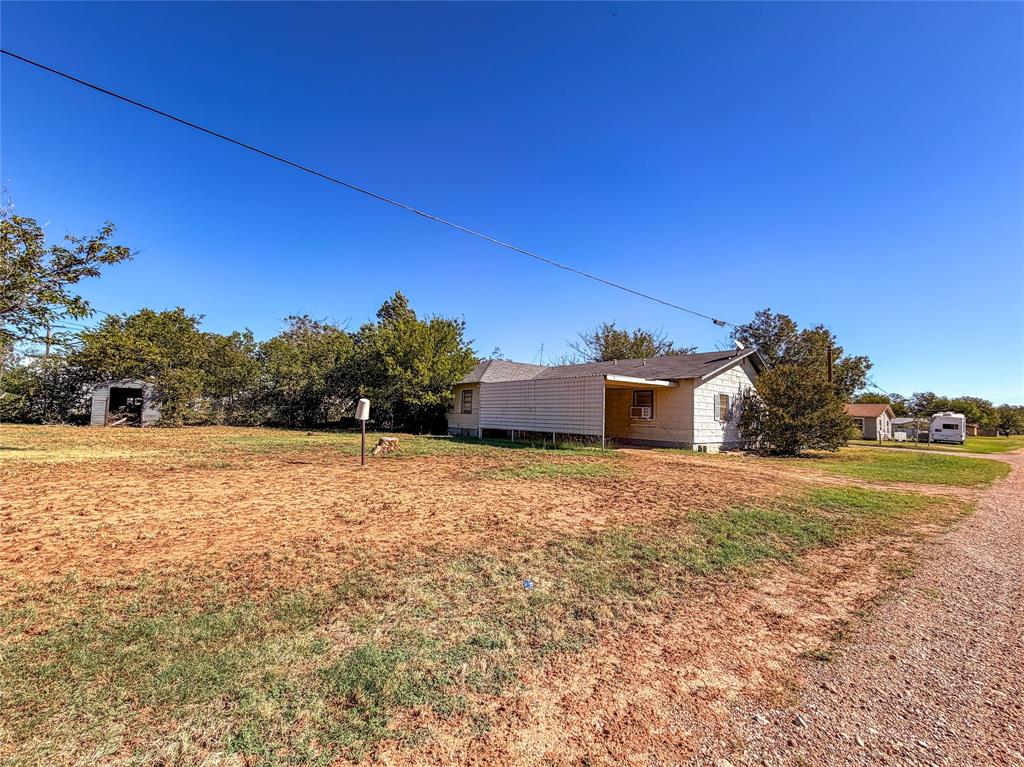 1401 N Avenue K Property Photo 17