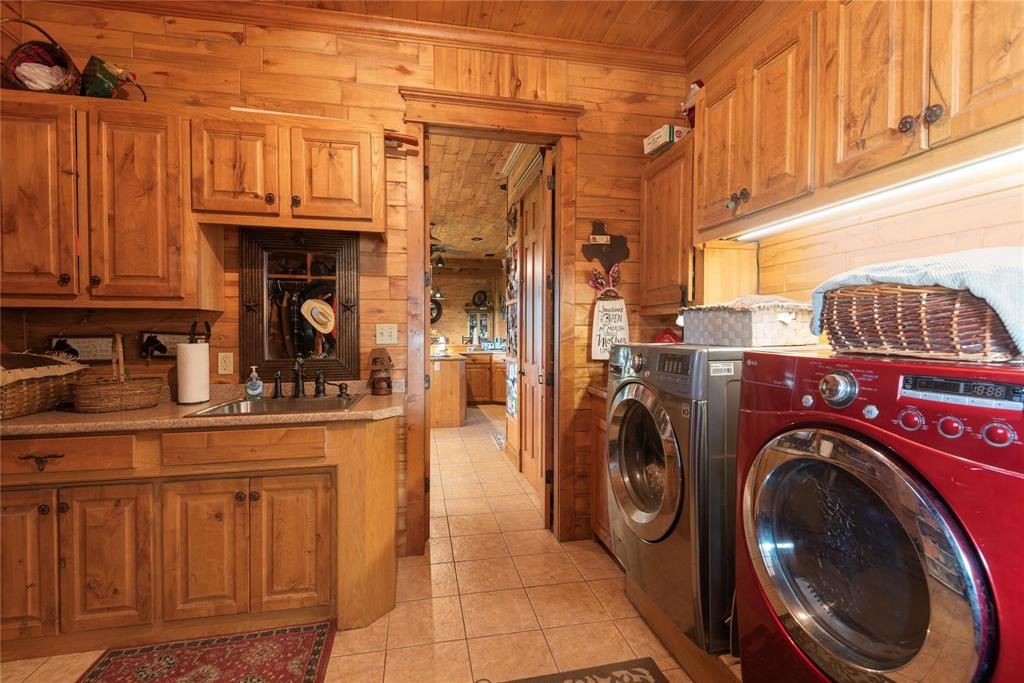 8685 Fm 1827 Property Photo 15