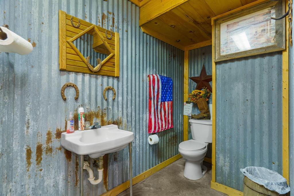 8685 Fm 1827 Property Photo 35