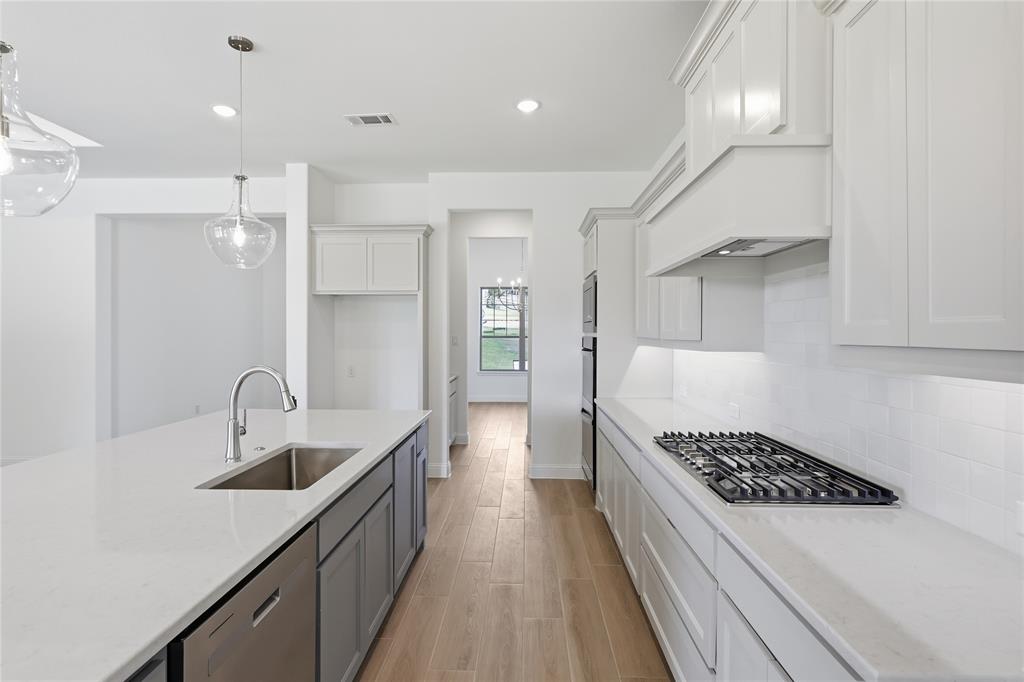 131 Oak Meadow Lane Property Photo 14