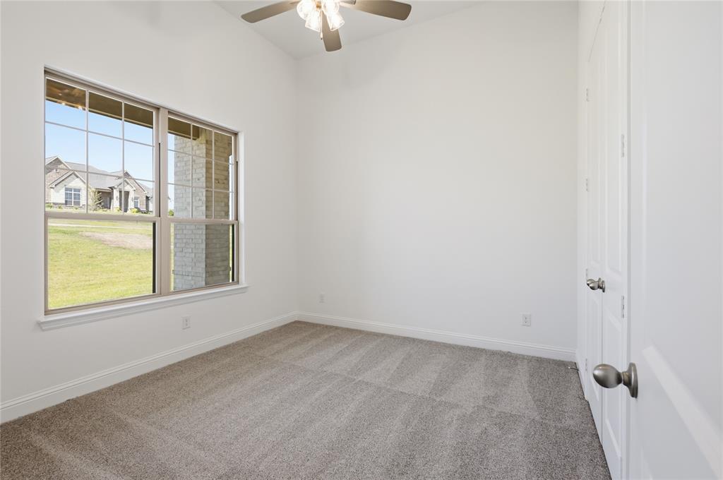 131 Oak Meadow Lane Property Photo 30