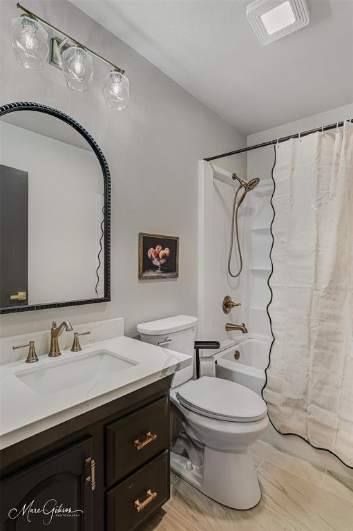 1819 Alison Avenue Property Photo 14