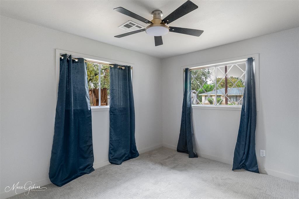 1819 Alison Avenue Property Photo 17