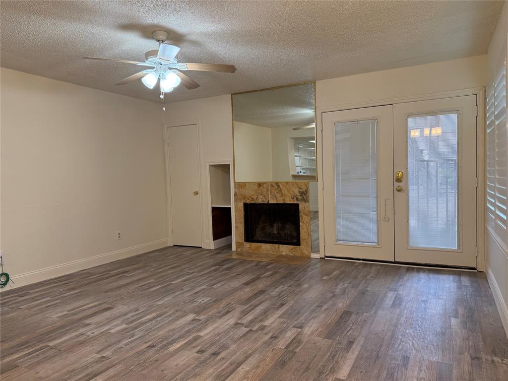 9807 Walnut Street 107 Property Photo 4