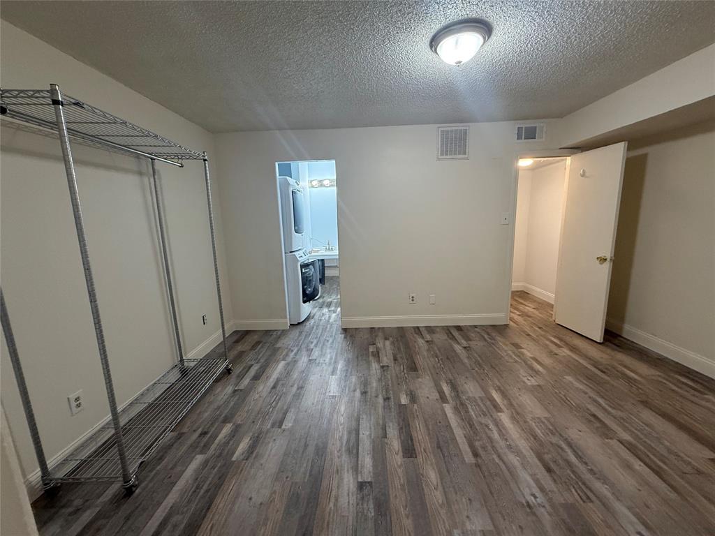 9807 Walnut Street 107 Property Photo 15
