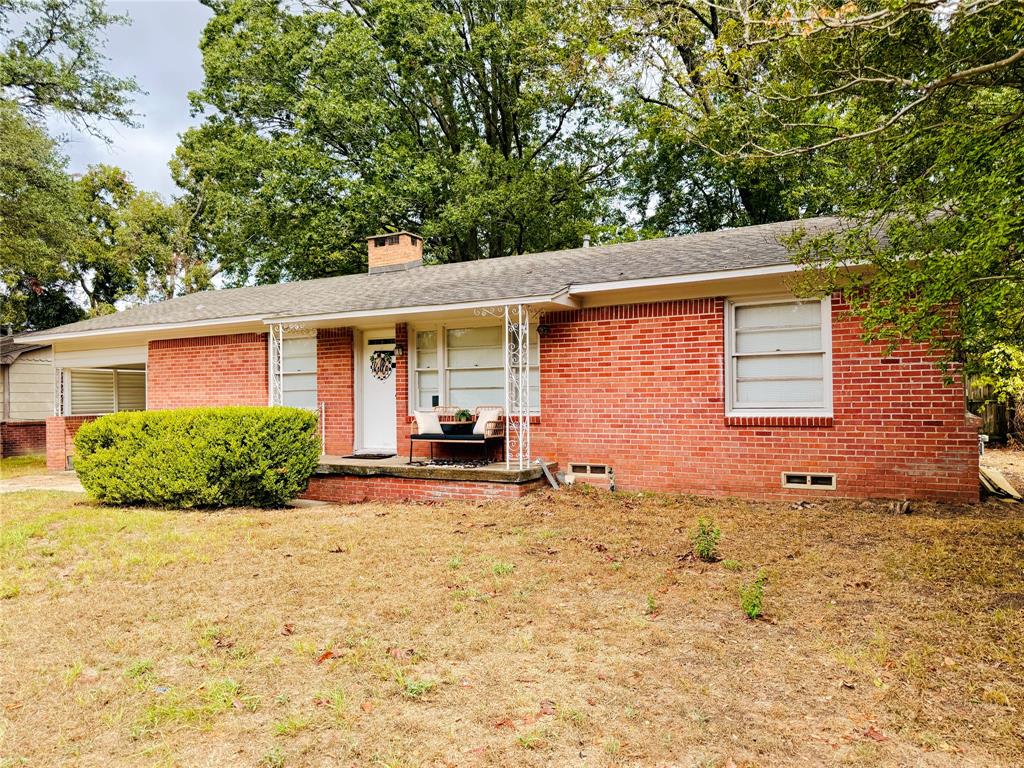 514 Mcmillan Drive Property Photo 2