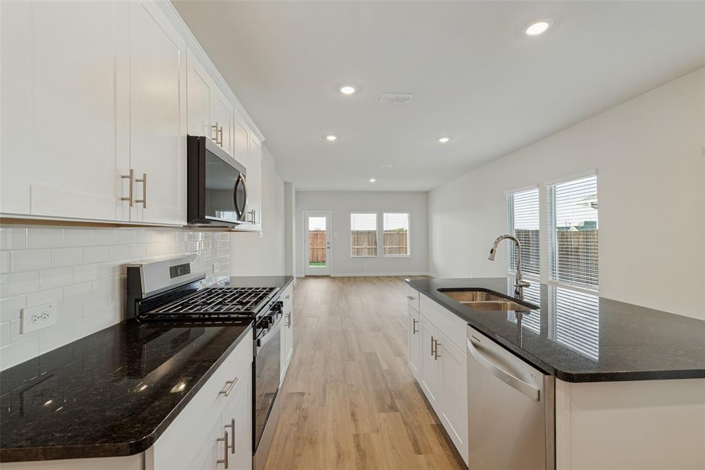 1006 Angel Street Property Photo 13