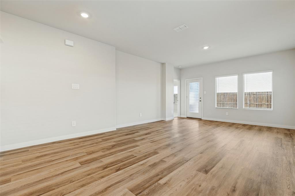 1006 Angel Street Property Photo 15