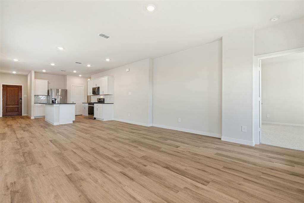 1006 Angel Street Property Photo 17